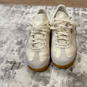 Women’s Puma Easy Rider Leather Vintage White and Cream Sneakers